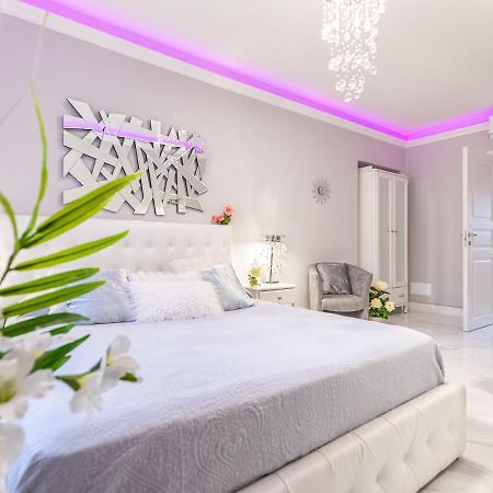 Elegant Suite - In Centro Portanuova Торино Екстериор снимка