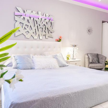 Elegant Suite - In Centro Portanuova Торино Екстериор снимка