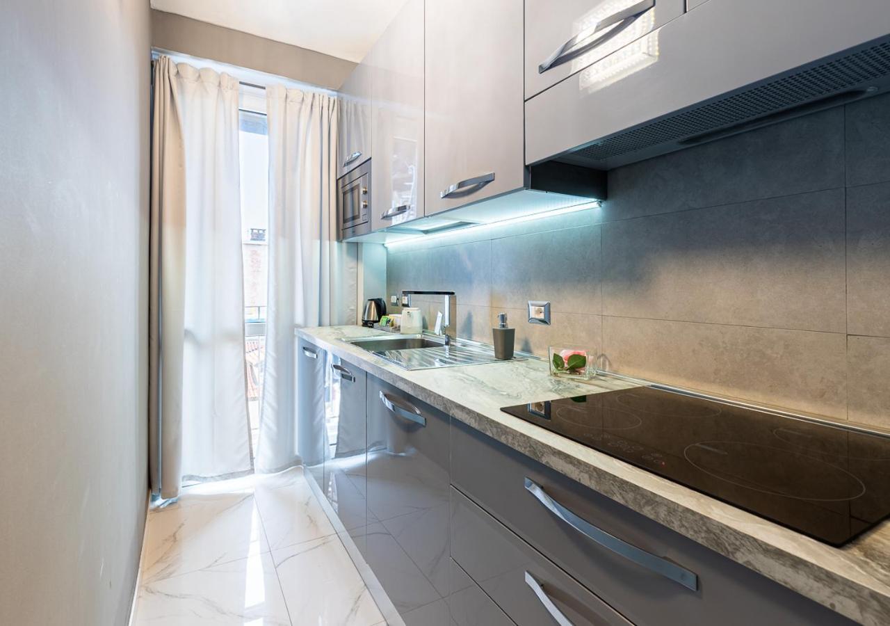 Elegant Suite - In Centro Portanuova Торино Екстериор снимка